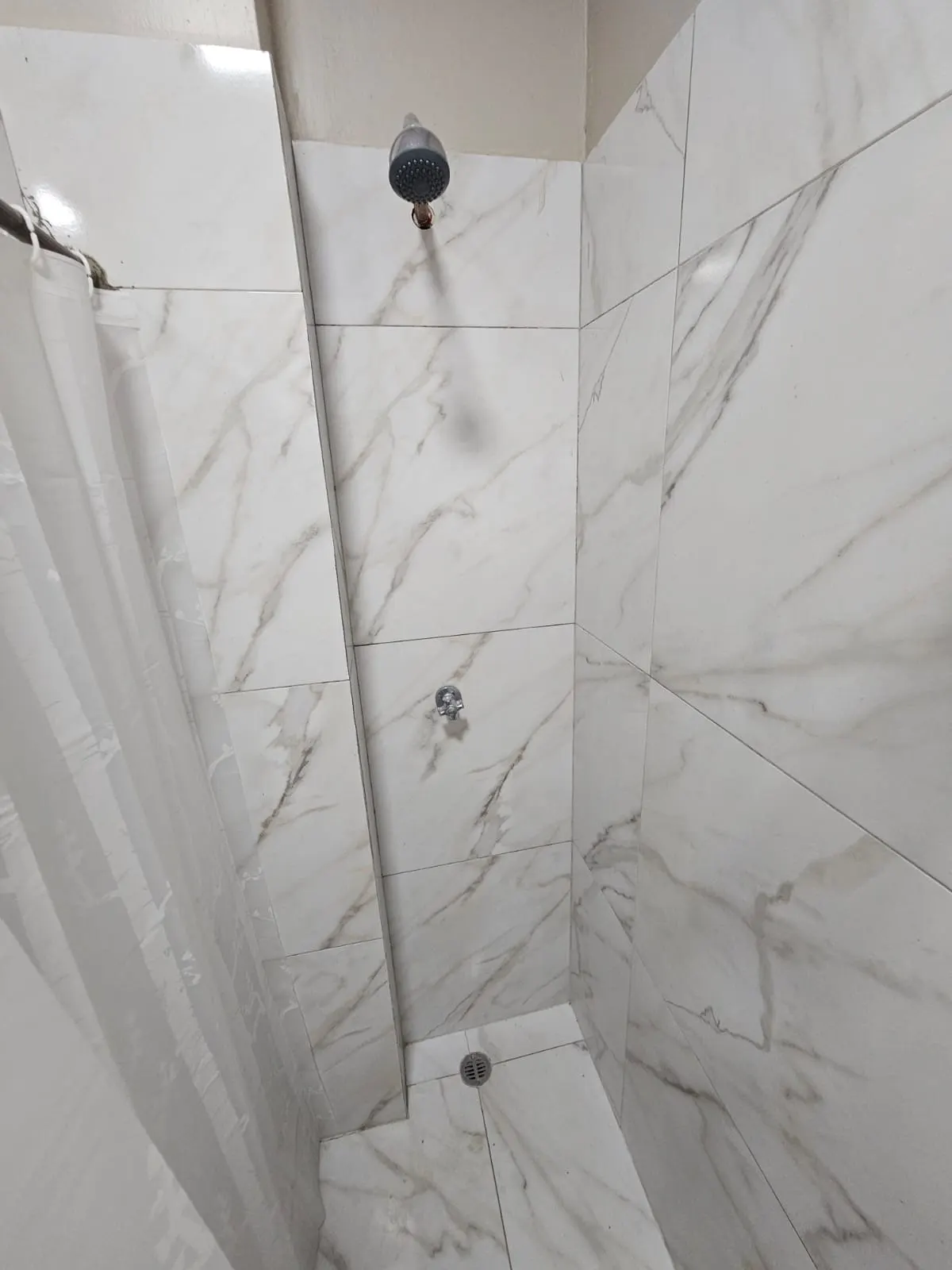 mini suite amobada baño