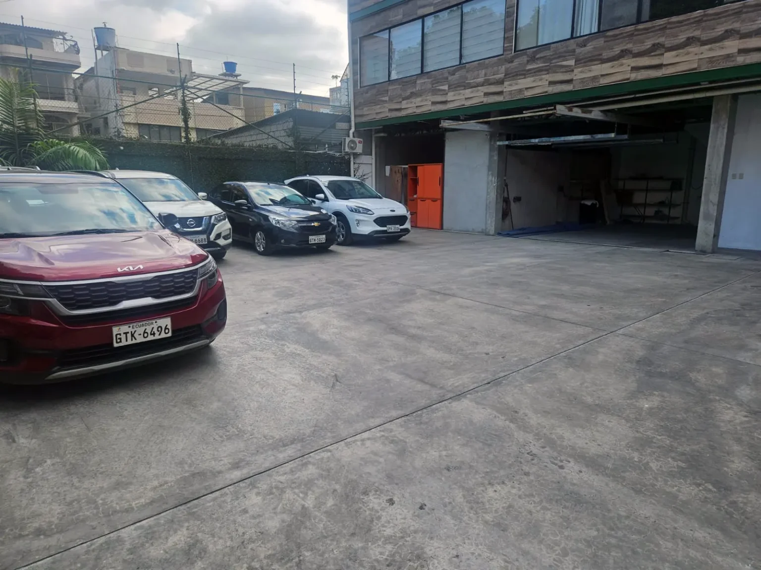 mini suite amobada con garaje