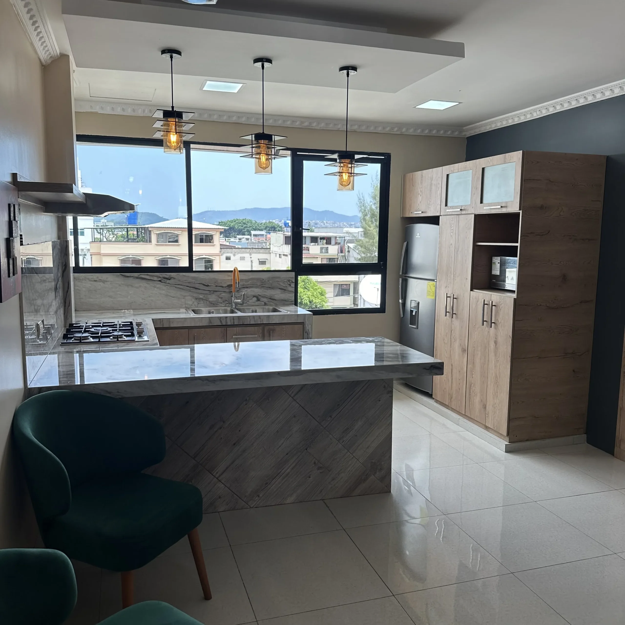 mini suite amobada sala y cocina