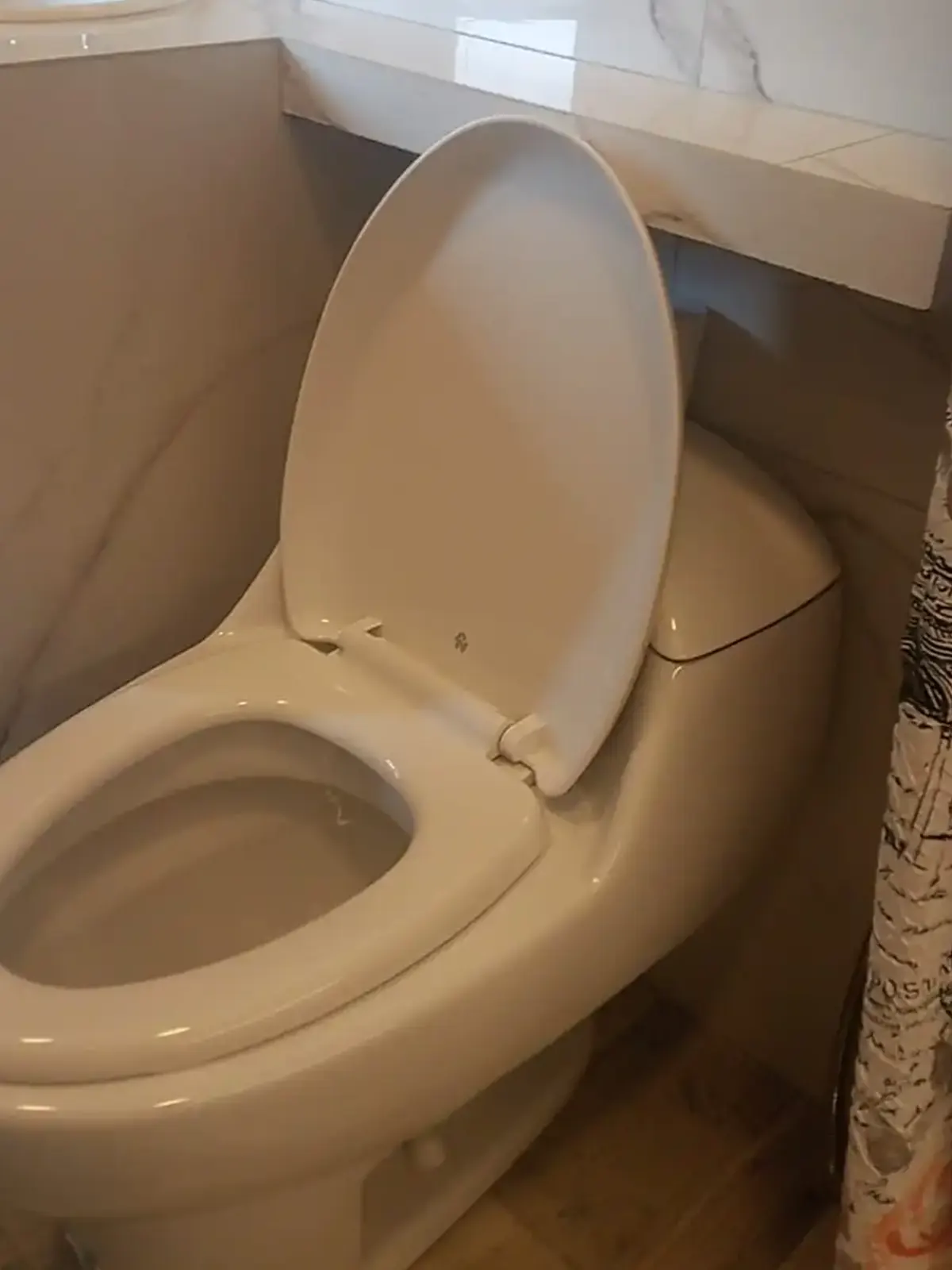 mini suite amobada baño